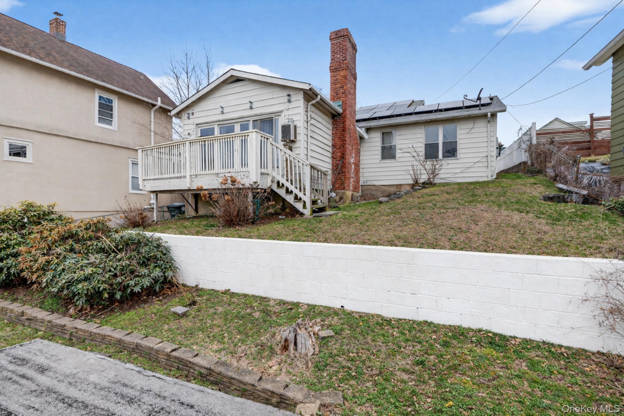 #1 photo, 560 Locust Avenue, Port Chester , NY 10573