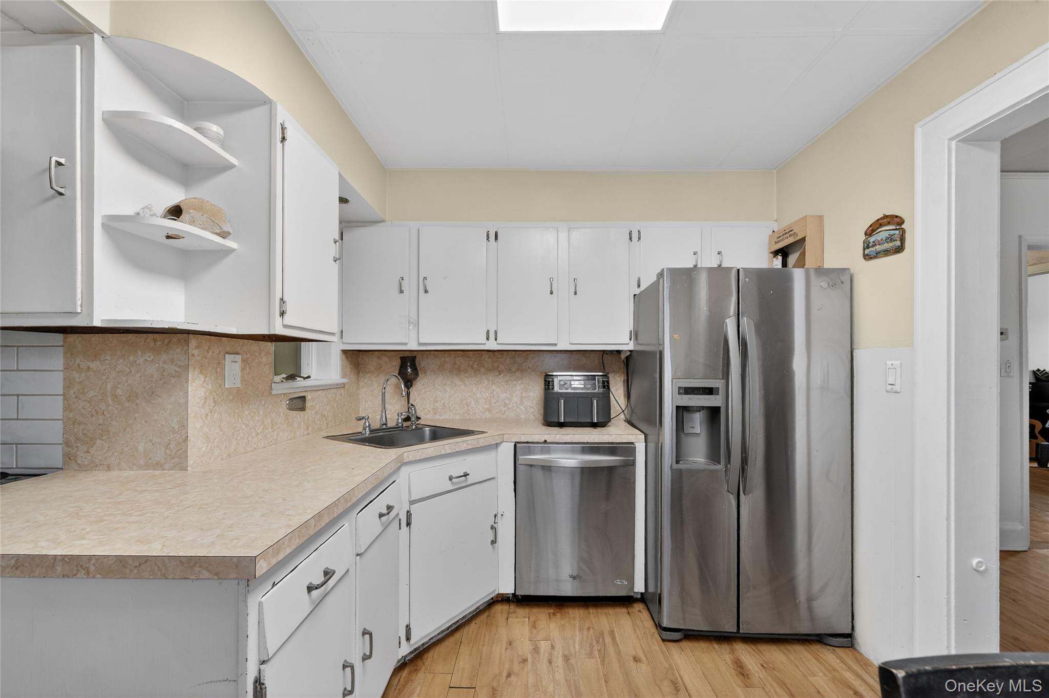 #15 photo, 560 Locust Avenue, Port Chester , NY 10573