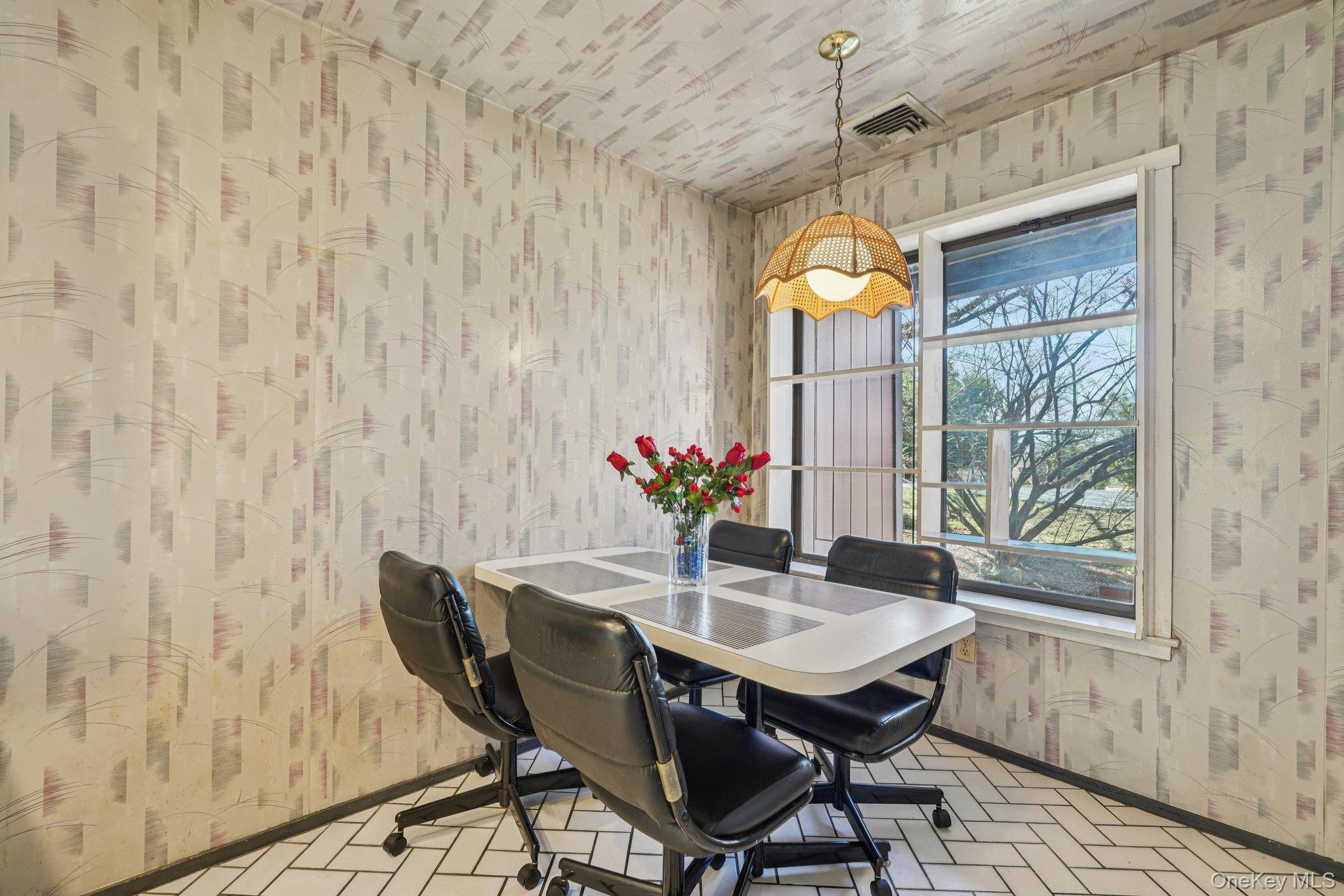 #13 photo, 207 Martling Avenue, Tarrytown , NY 10591