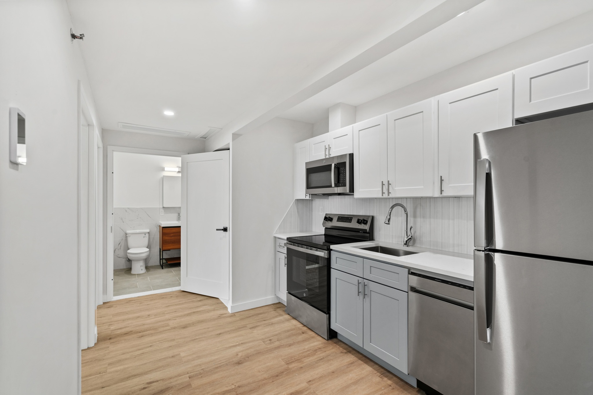 #5 photo, Astoria, अस्टोरिया Astoria , NY 11106