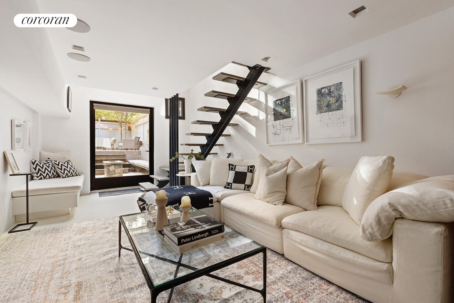 #7 photo, 451 W 22ND Street, ম্যানহাটন Chelsea , NY 10011