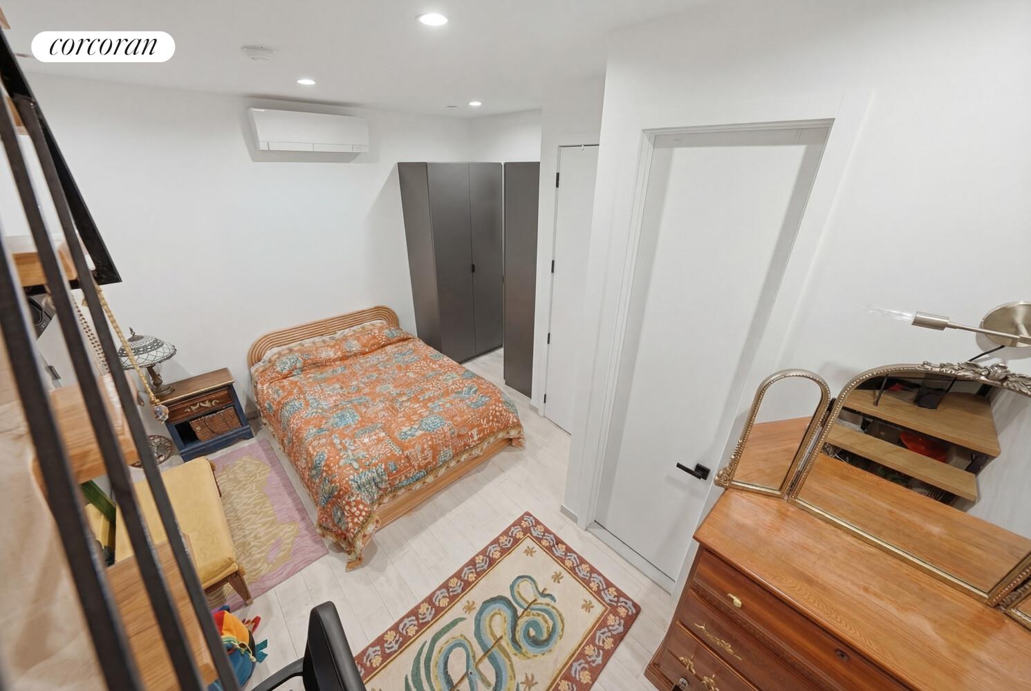 #8 photo, 256 WINTHROP Street, ব্রুকলিন Prospect Lefferts Gardens , NY 11225