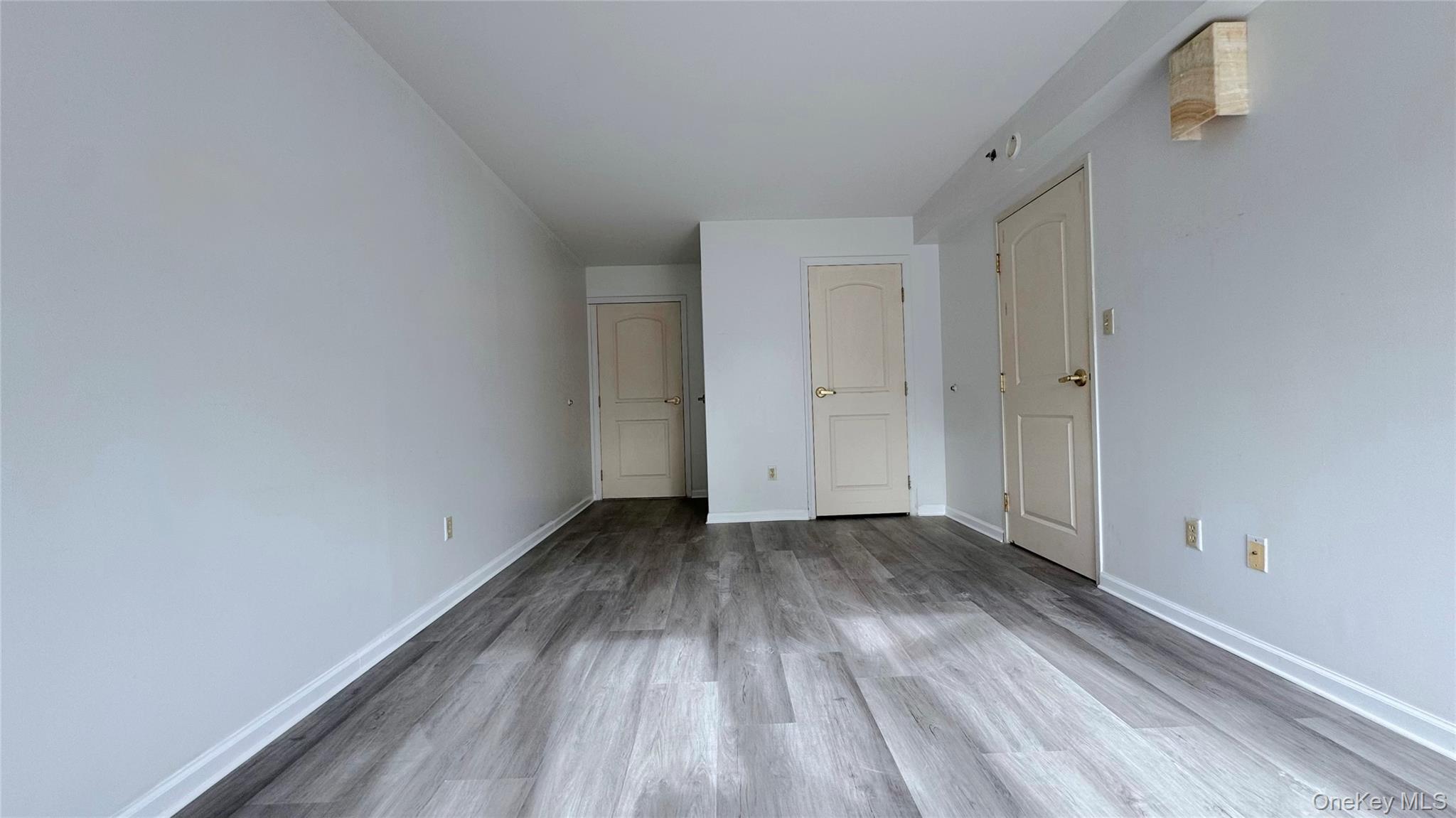 #13 photo, 6434 Grand Central Parkway, Forest Hills , NY 11375