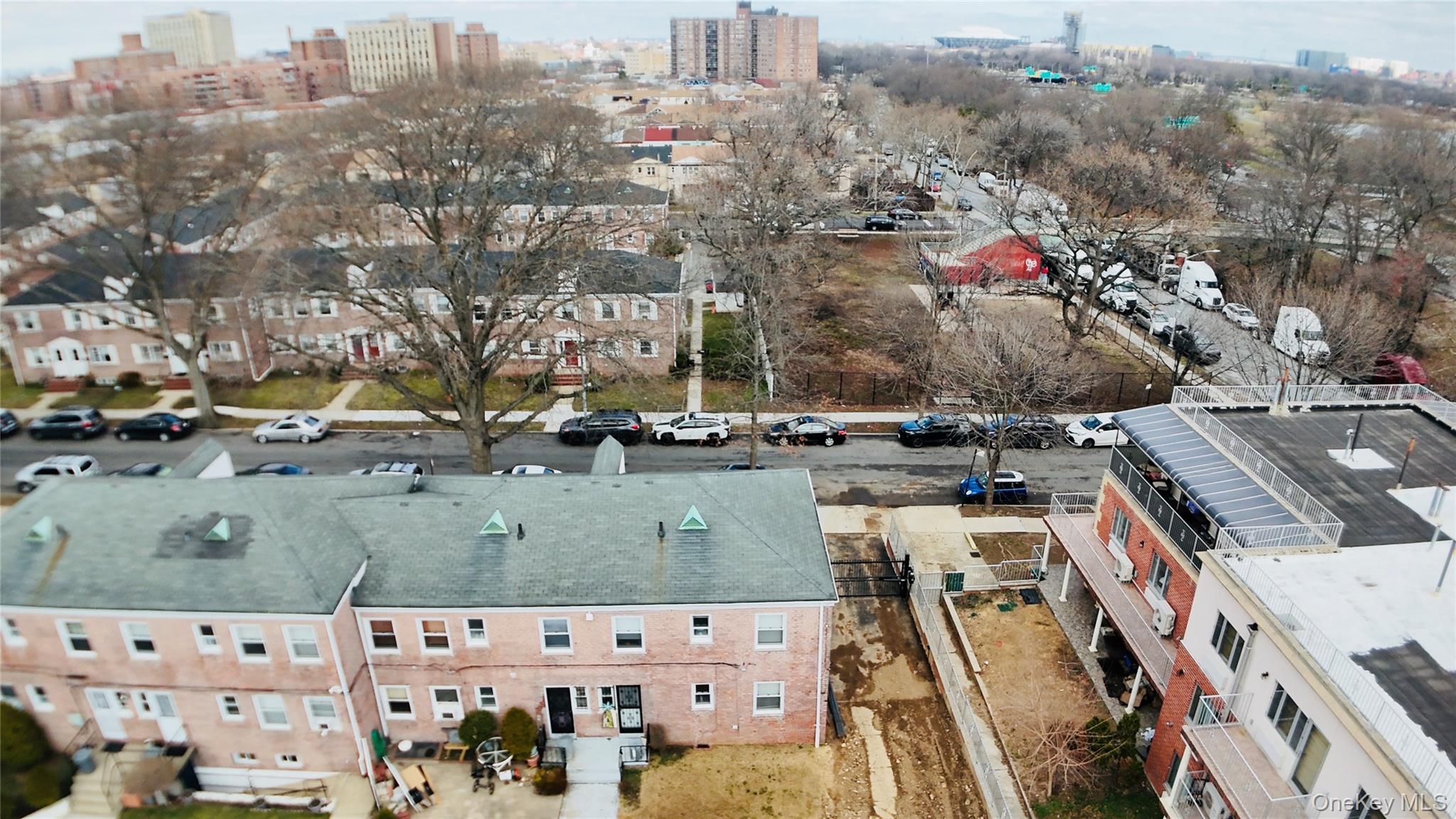 #19 photo, 6434 Grand Central Parkway, Forest Hills , NY 11375