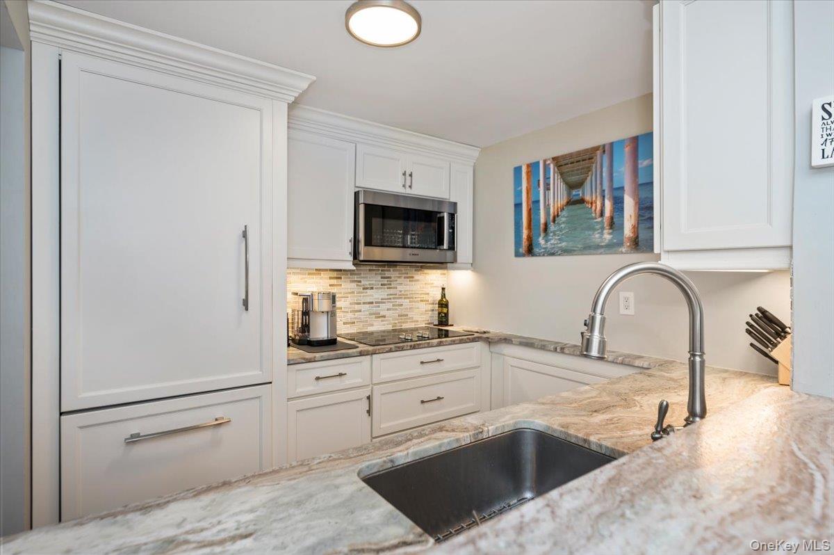 #15 photo, 230 W Broadway, 롱 아일랜드 Long Beach , NY 11561