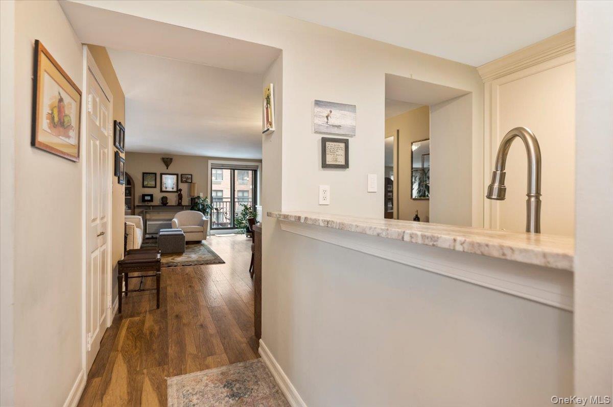 #7 photo, 230 W Broadway, 롱 아일랜드 Long Beach , NY 11561