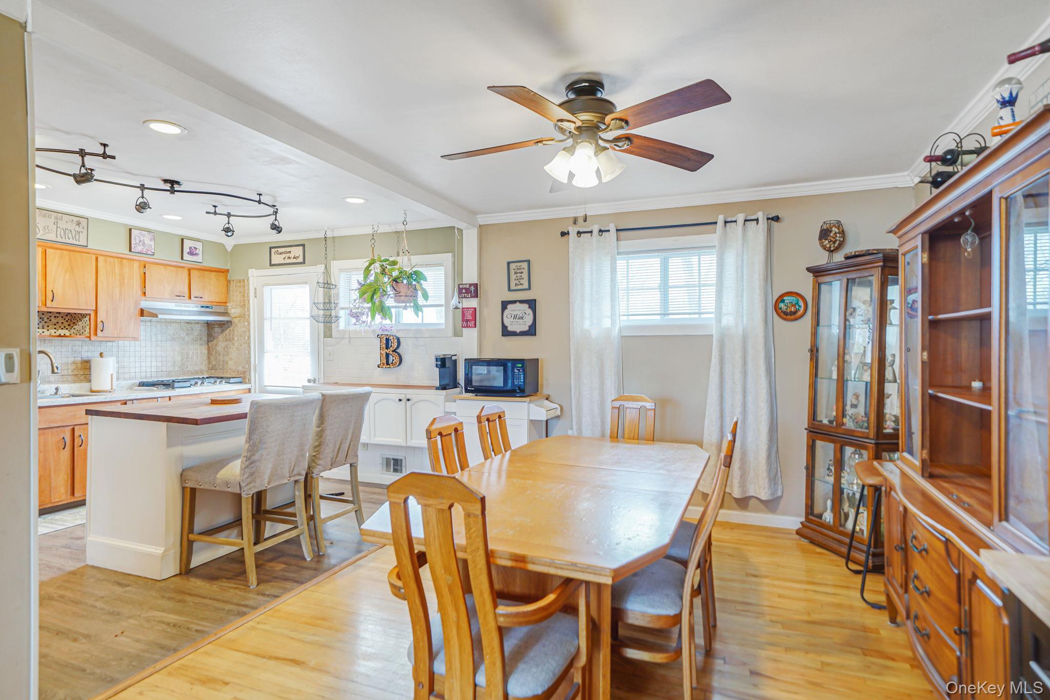 #15 photo, 10 Pierre Drive, 東長島 康马克 Commack , NY 11725