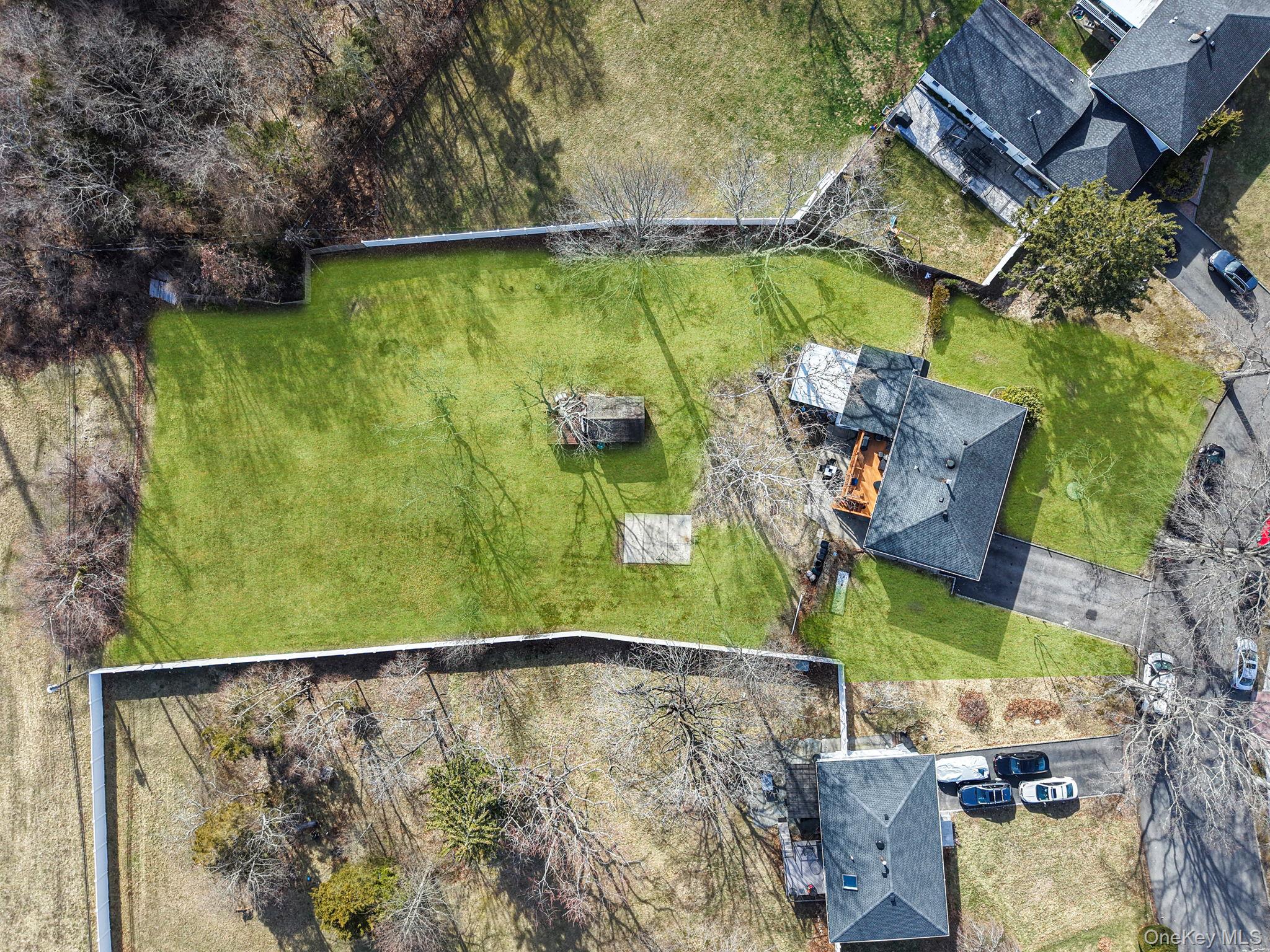 #7 photo, 10 Pierre Drive, 東長島 康马克 Commack , NY 11725