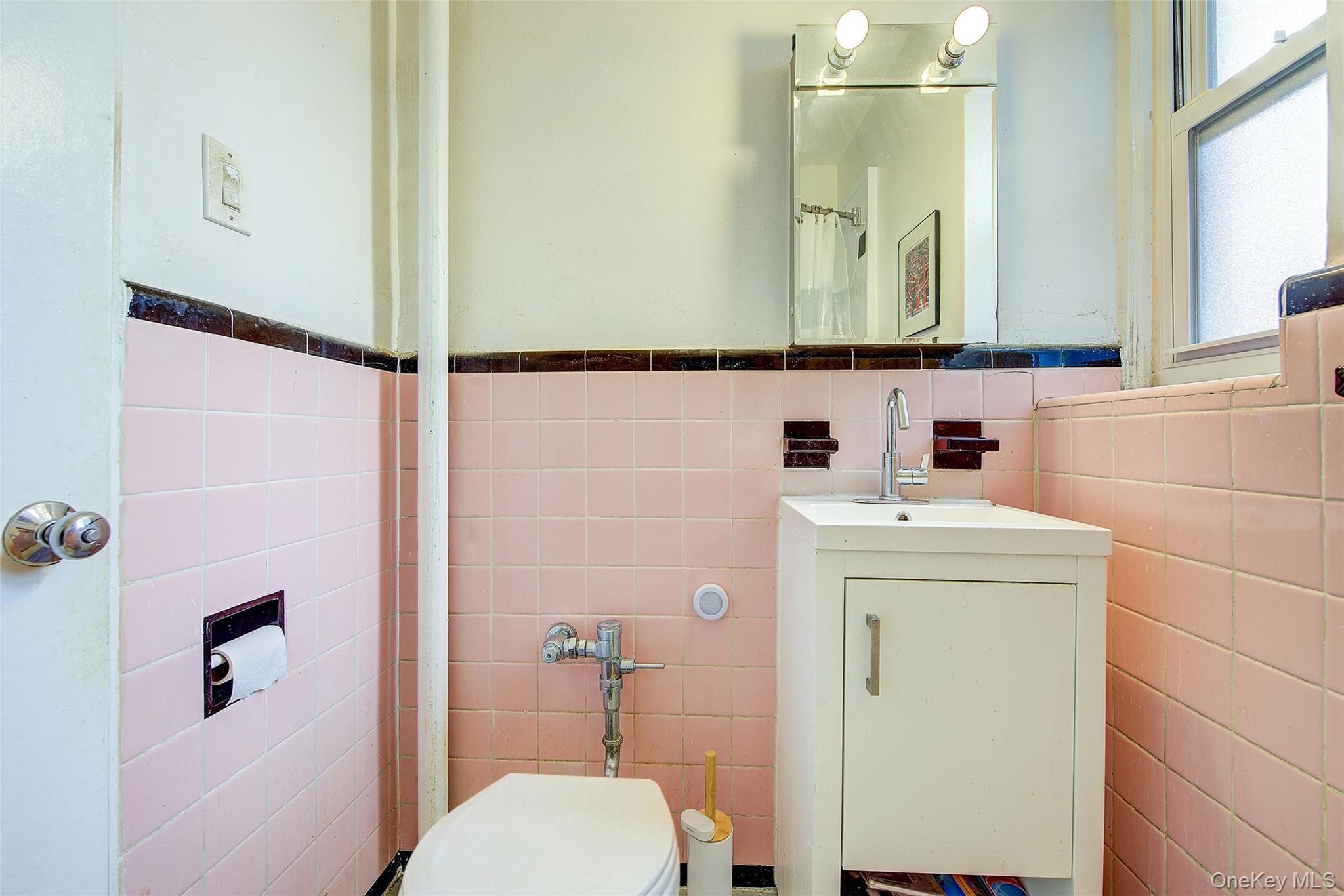 #20 photo, 125-05 84th Avenue, কুইন্‌স Kew Gardens , NY 11415