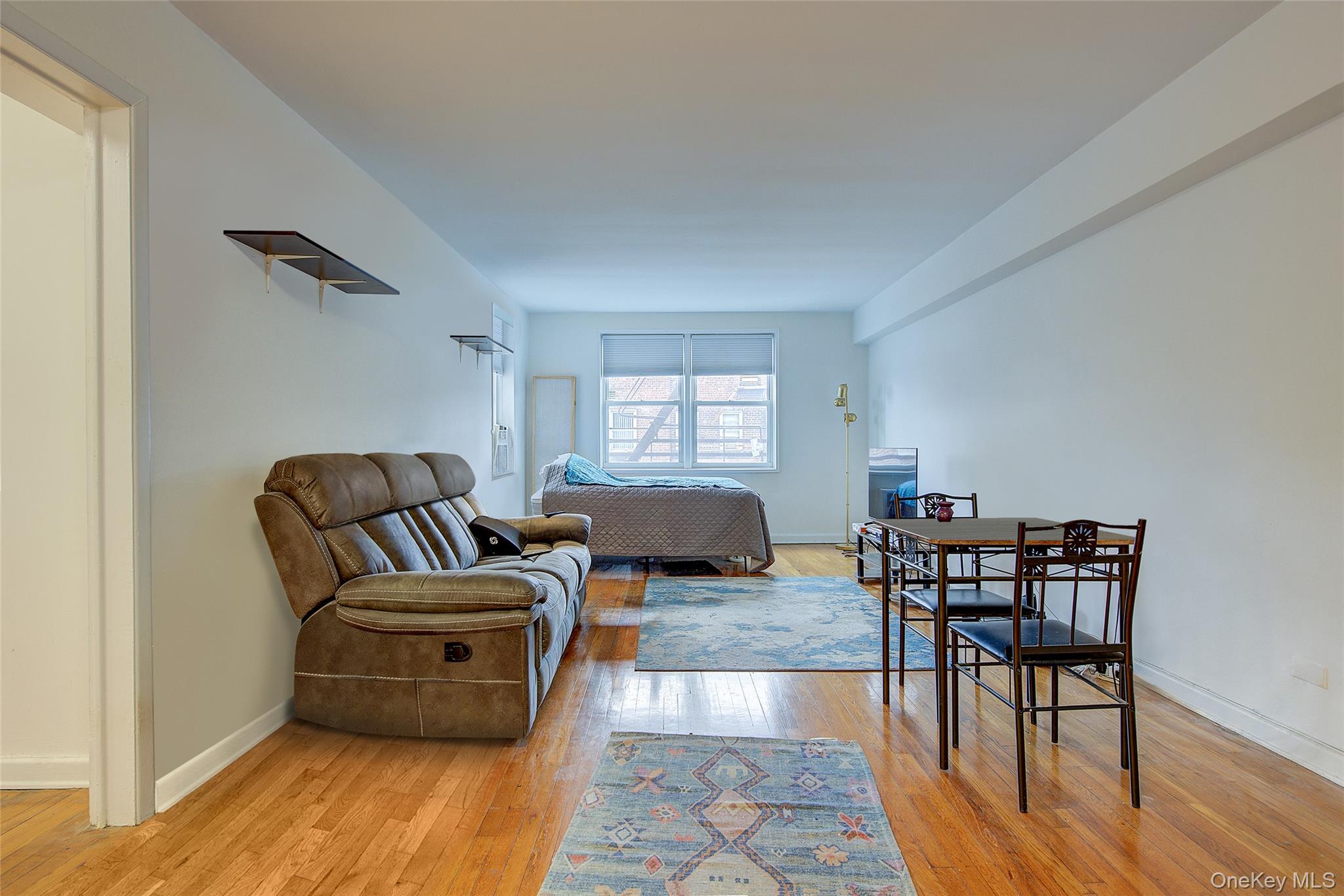 #7 photo, 125-05 84th Avenue, কুইন্‌স Kew Gardens , NY 11415