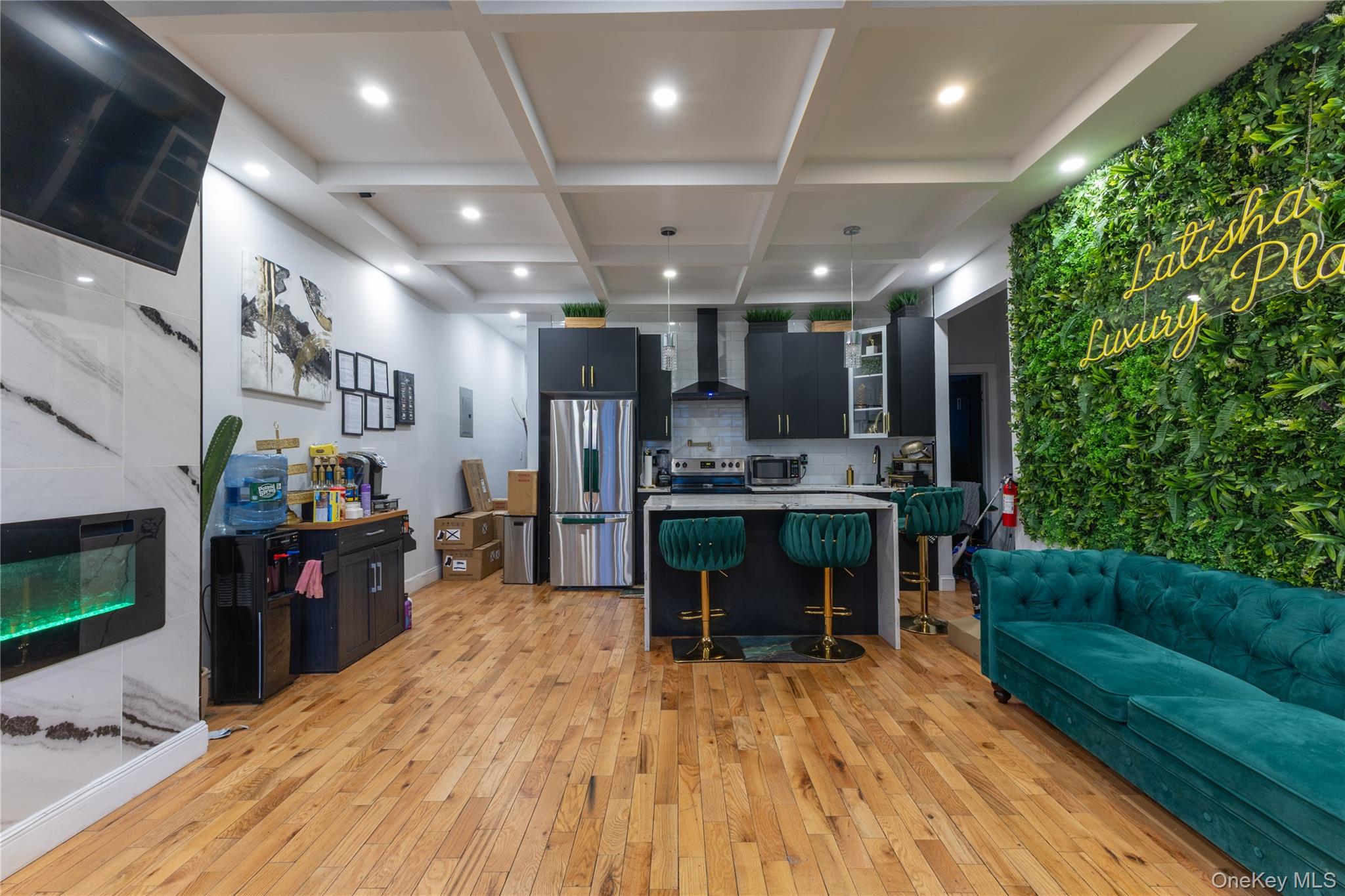 #3 photo, 48 Essex Street, ब्रुकलीन Brooklyn , NY 11208