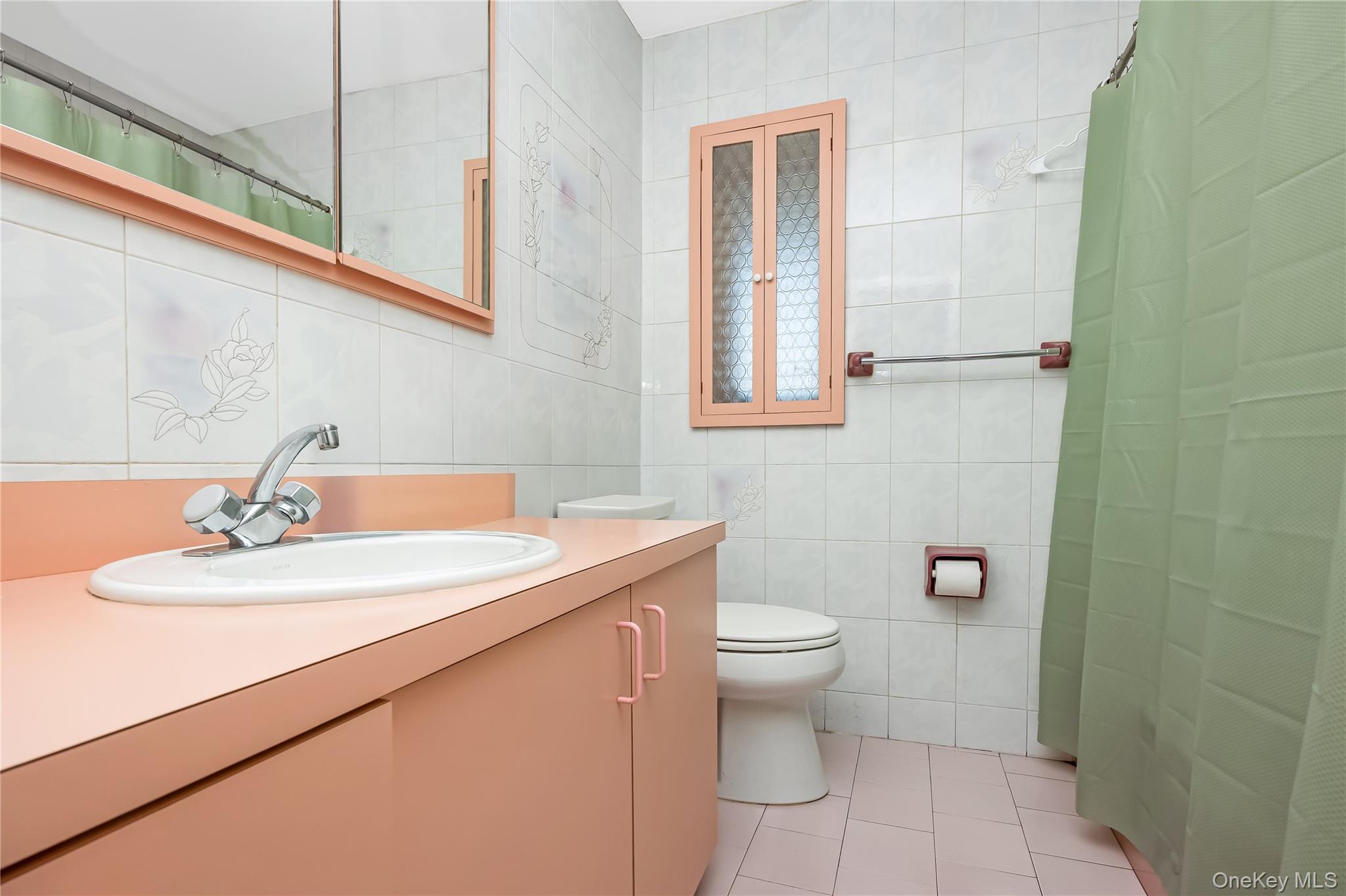 #19 photo, 7-03 147th Street, Whitestone , NY 11357