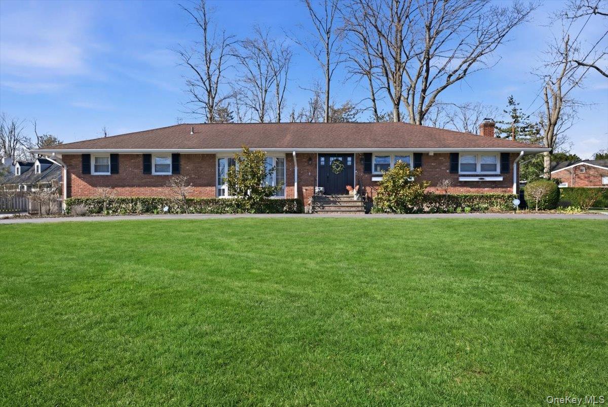 #2 photo, 125 Highland Road, Glen Cove , NY 11542