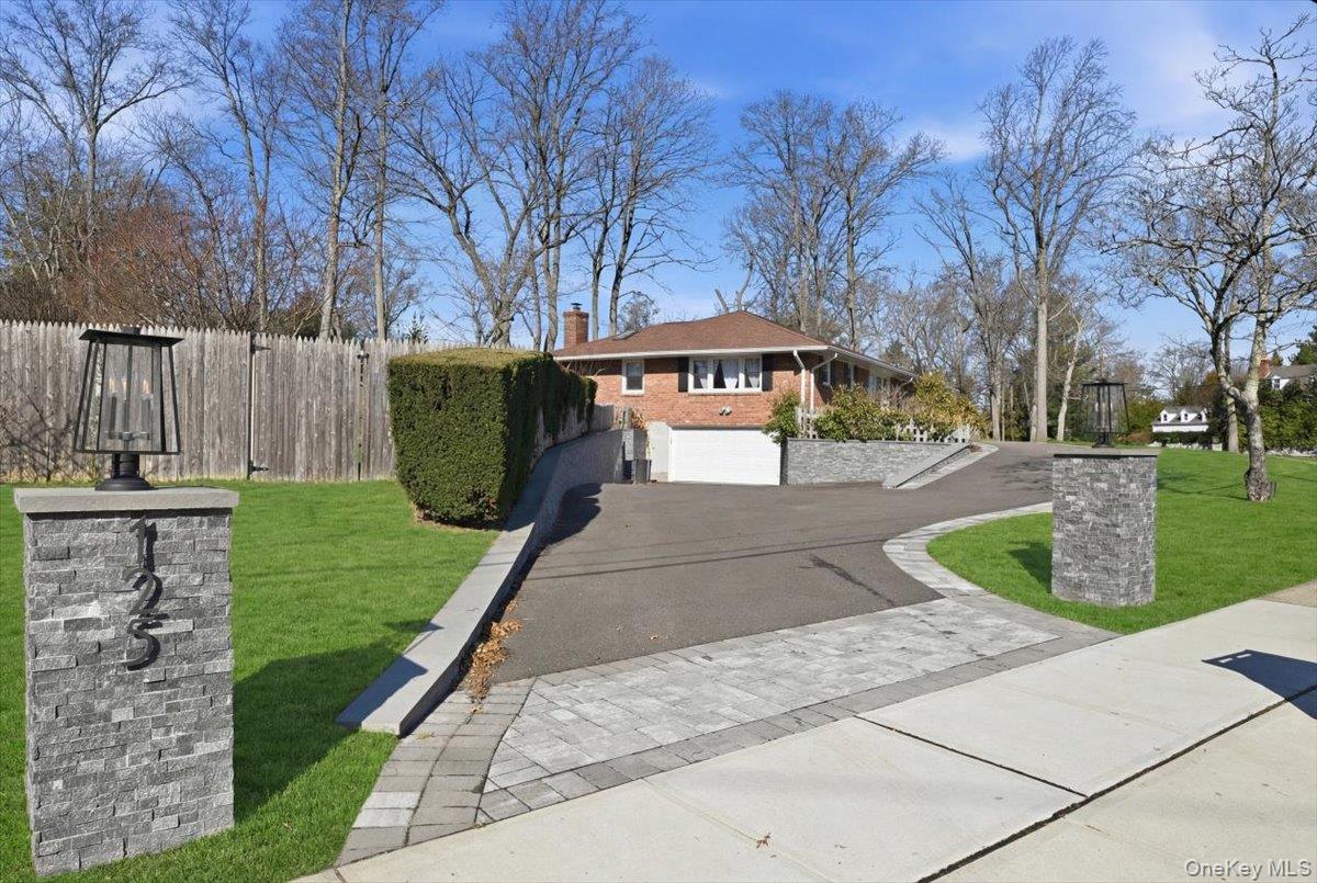 #4 photo, 125 Highland Road, Glen Cove , NY 11542