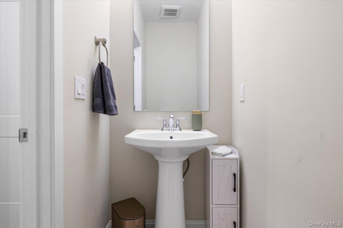 #11 photo, 32 Florida Avenue, Medford , NY 11763