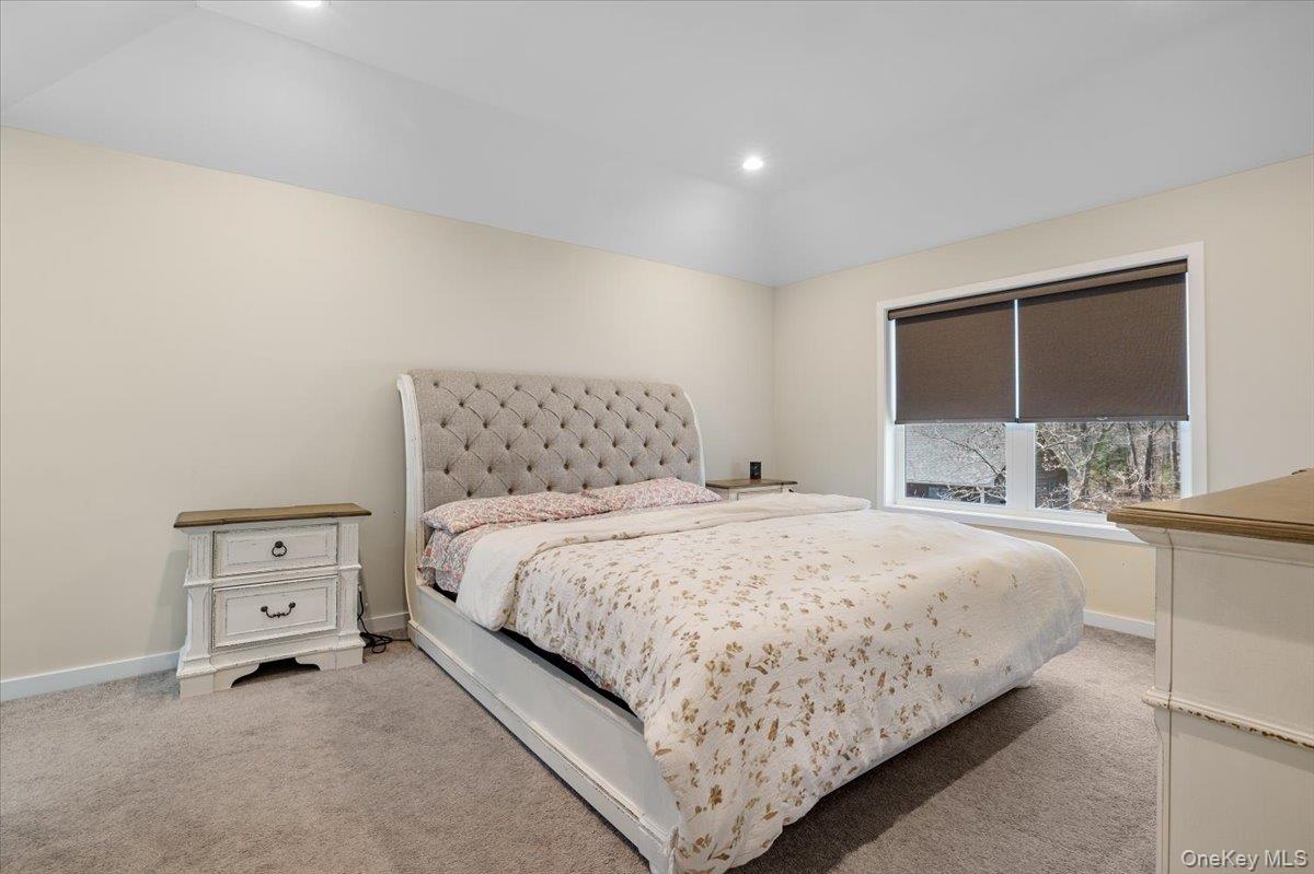 #14 photo, 32 Florida Avenue, Medford , NY 11763