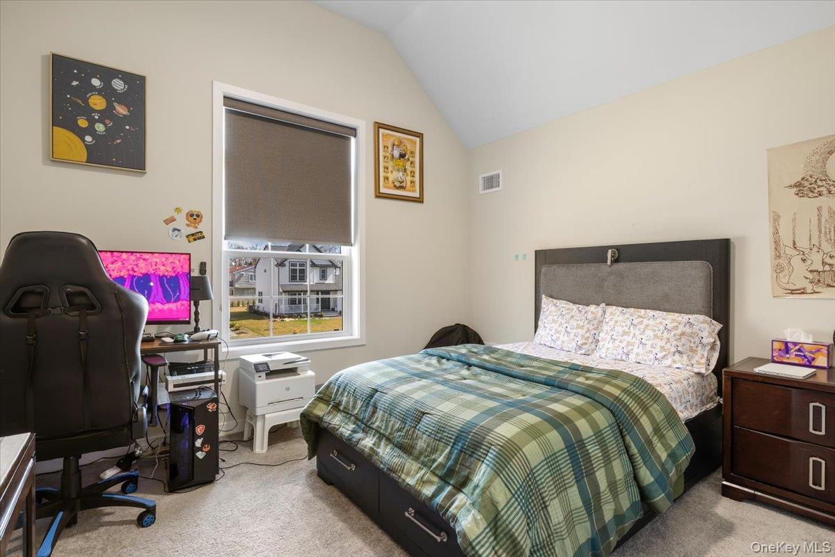 #20 photo, 32 Florida Avenue, Medford , NY 11763