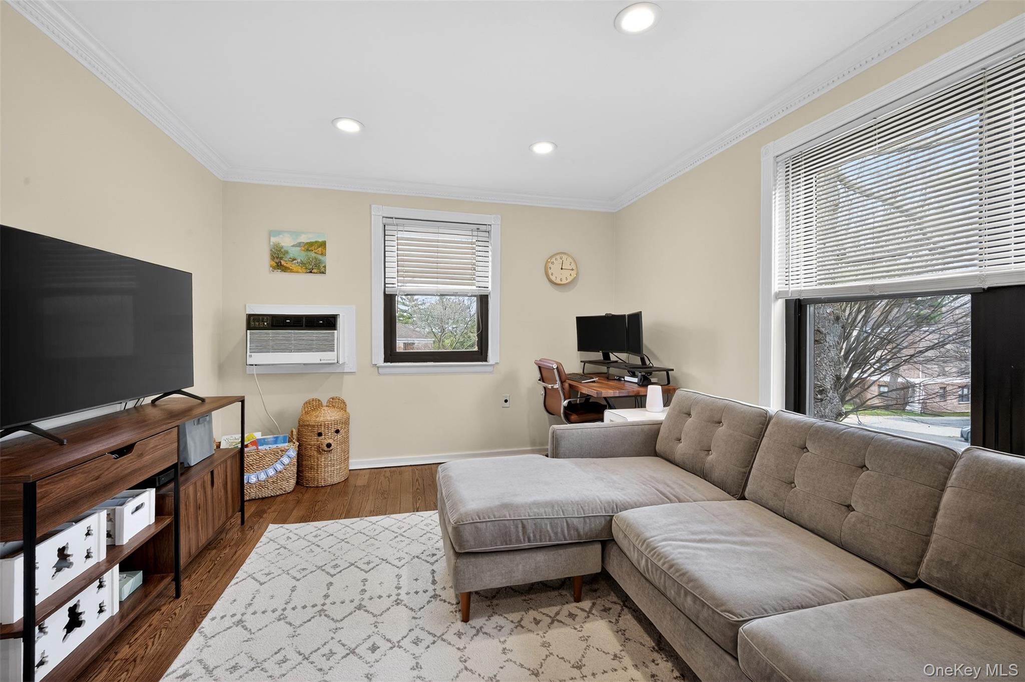 #8 photo, 13 W Mill Drive, নাসাউ কাউন্টি Great Neck , NY 11021