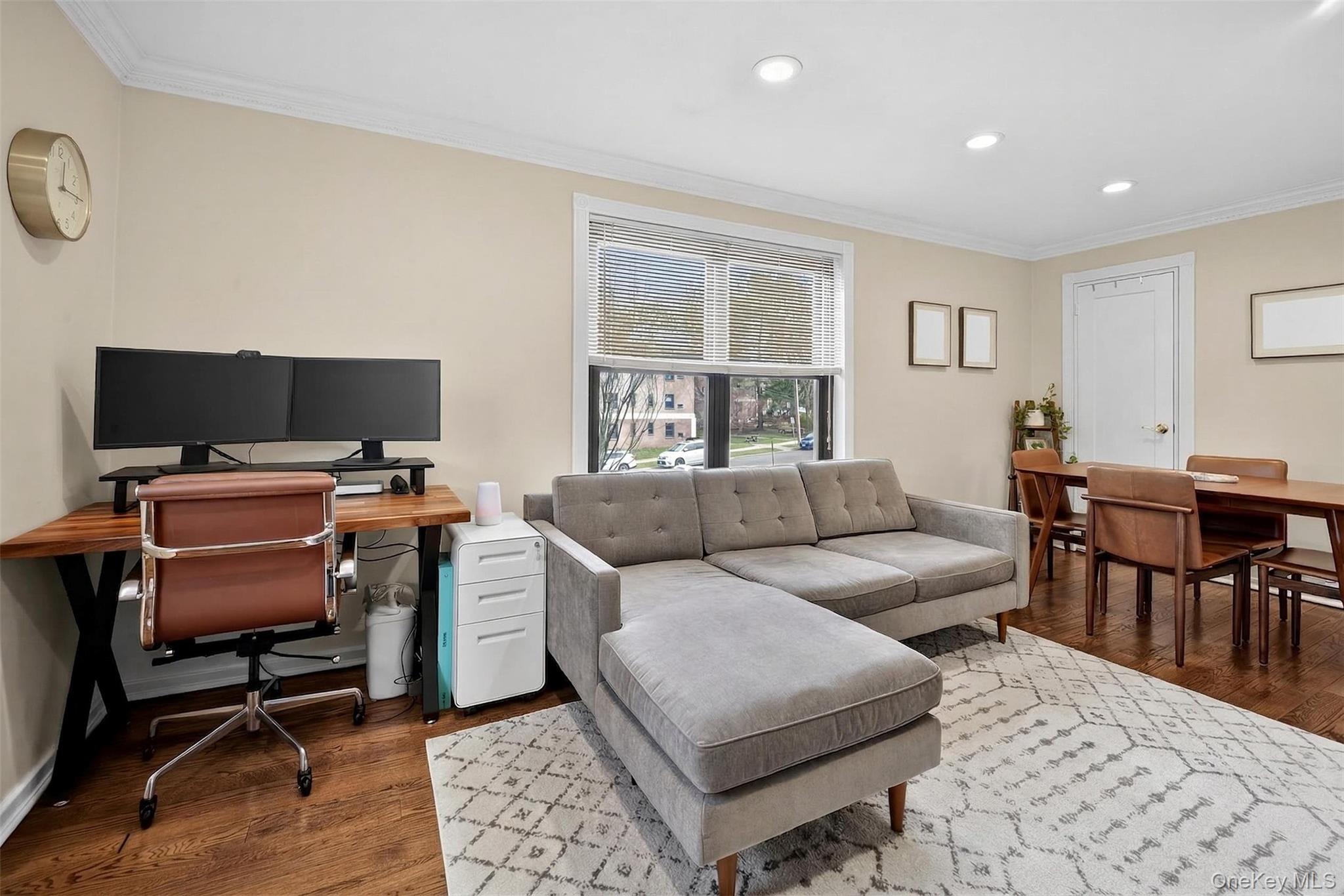 #9 photo, 13 W Mill Drive, নাসাউ কাউন্টি Great Neck , NY 11021