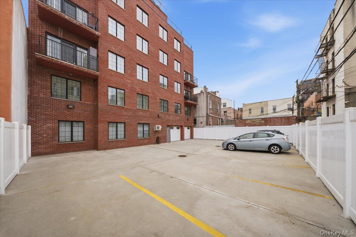 #16 photo, 2574 34th Street, Astoria , NY 11103