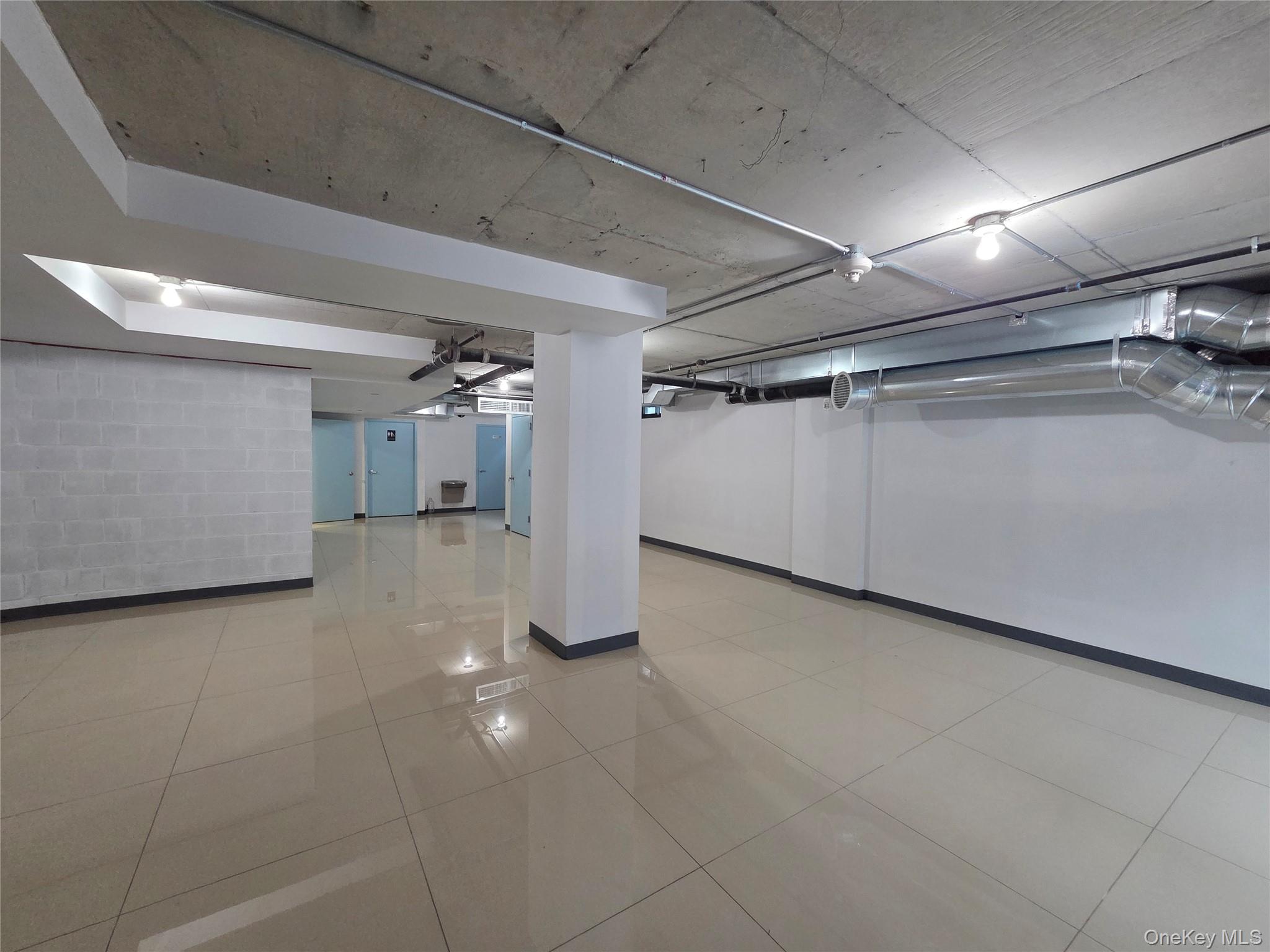 #3 photo, 147-12 Roosevelt Ave, কুইন্‌স Flushing , NY 11354