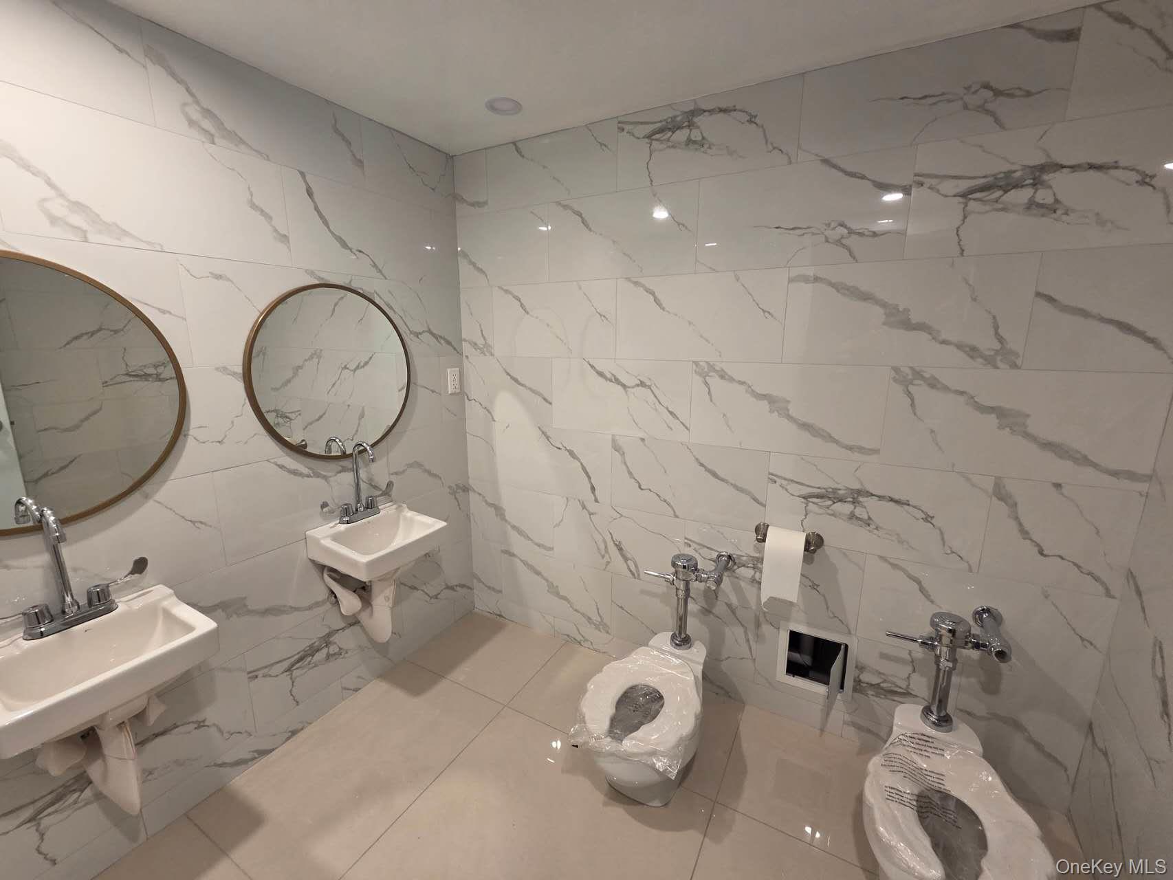 #4 photo, 147-12 Roosevelt Ave, কুইন্‌স Flushing , NY 11354