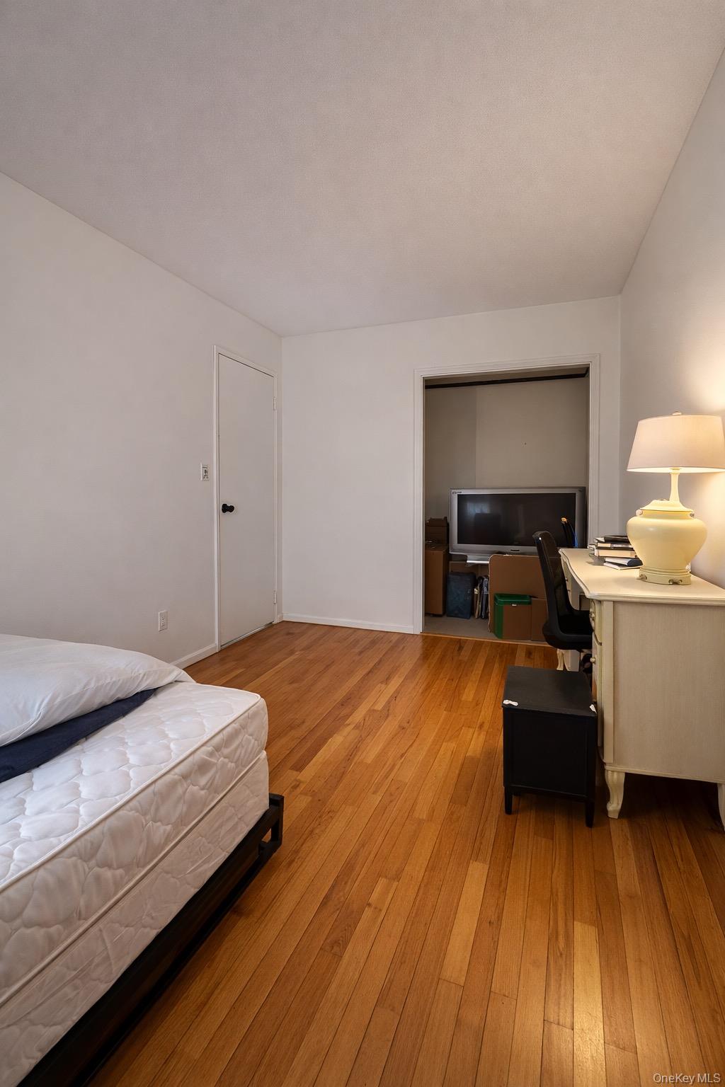 #11 photo, 6931 Almeda Avenue, 皇后區 Arverne , NY 11692