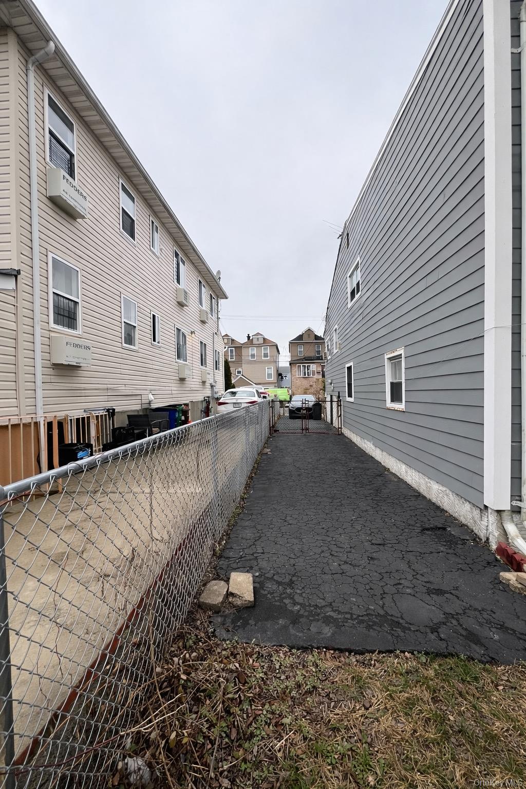 #3 photo, 6931 Almeda Avenue, 皇后區 Arverne , NY 11692