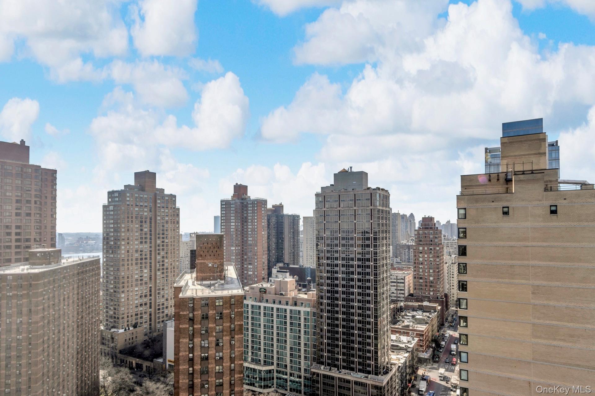 #11 photo, 345 E 93rd Street, ম্যানহাটন New York (Manhattan) , NY 10128