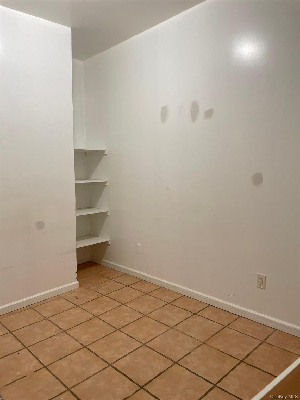 #10 photo, 122-14 Sutphin Blvd, Jamaica , NY 11434