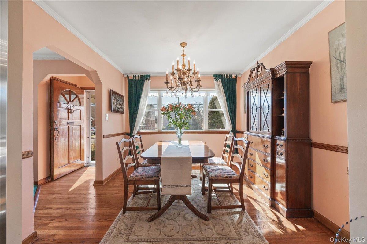 #5 photo, 214 Central Boulevard, Нассау ‖ New Hyde Park , NY 11040