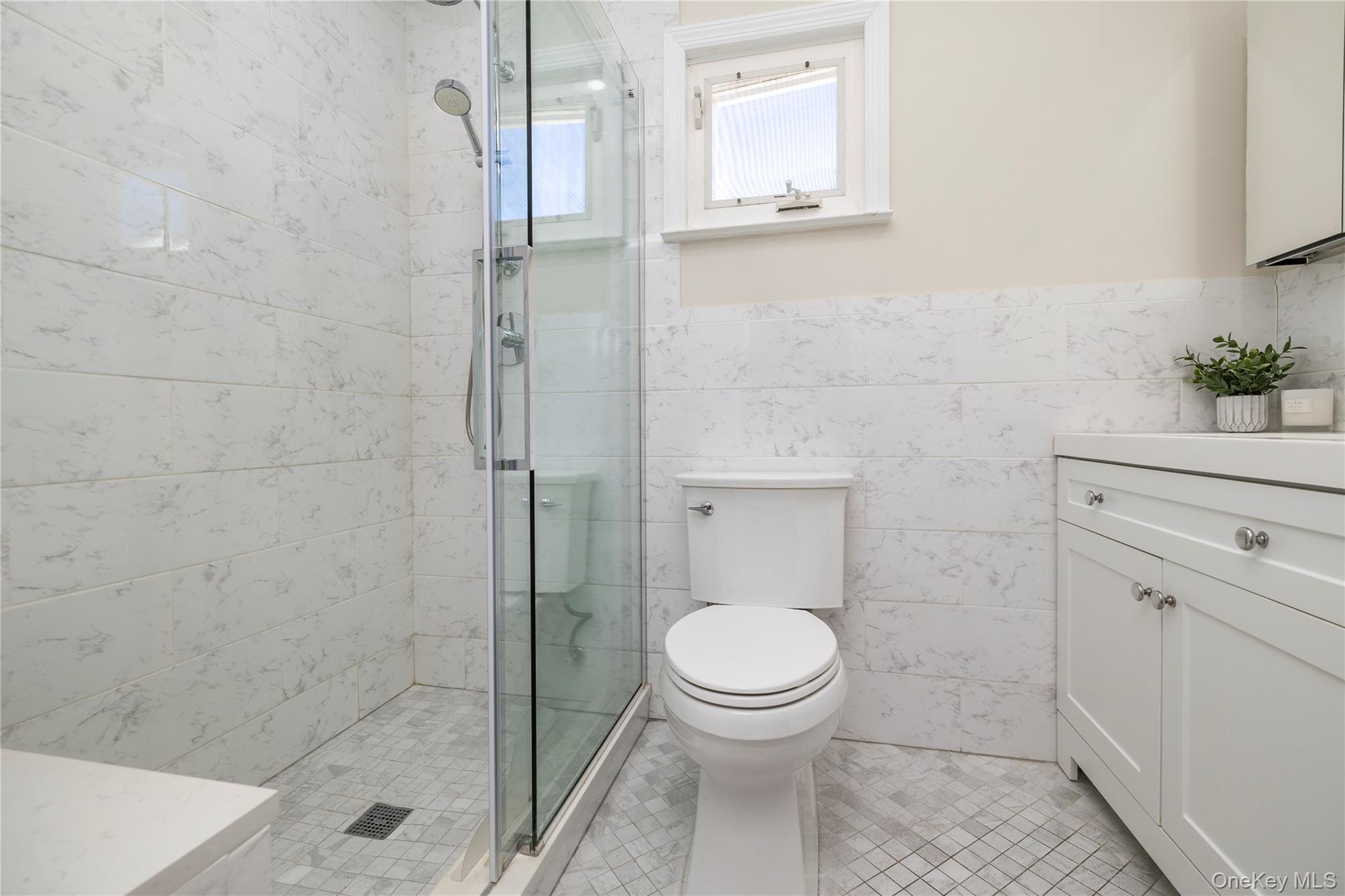 #18 photo, 3930 Jane Lane, নাসাউ কাউন্টি Oceanside , NY 11572