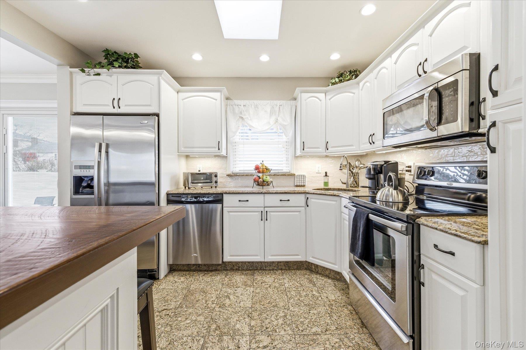 #6 photo, 3643 Woodward Avenue, নাসাউ কাউন্টি Seaford , NY 11783