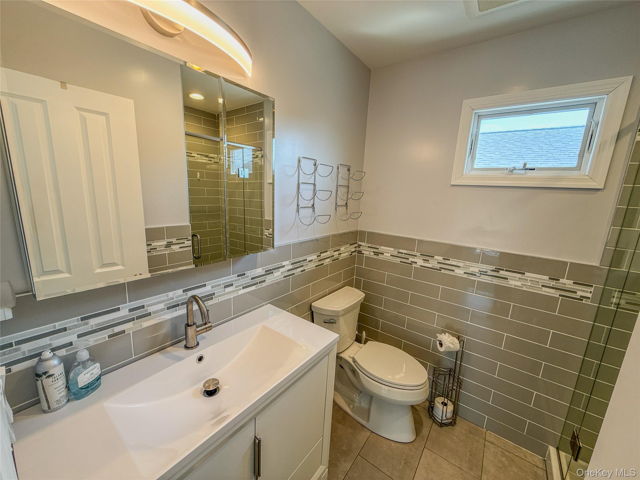 #18 photo, 97 Cedarhurst Avenue, Point Lookout , NY 11569