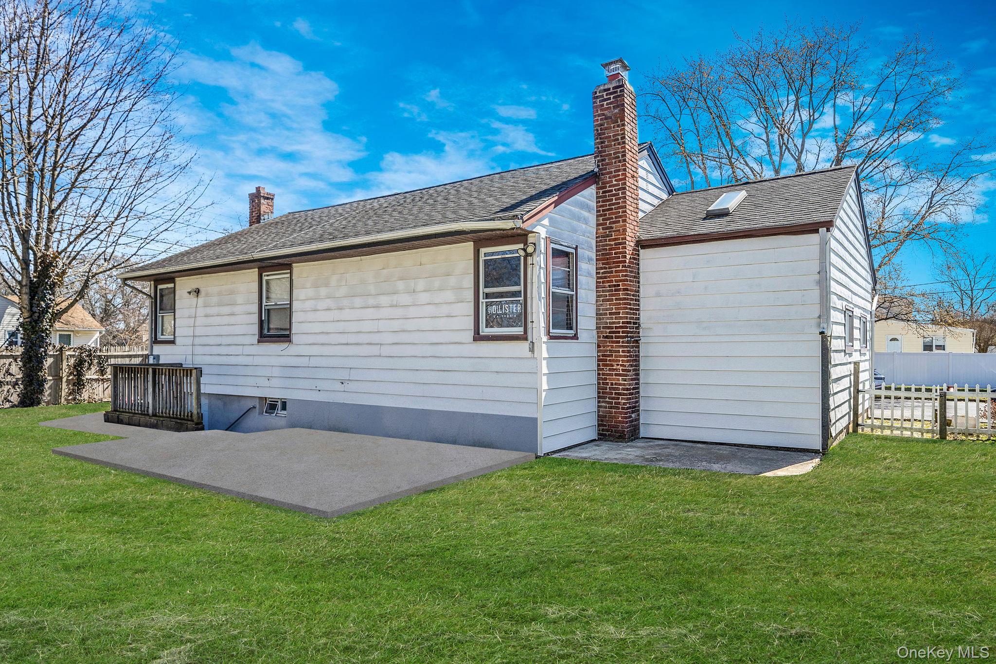 #16 photo, 59 Tippin Drive, Huntington Station , NY 11746