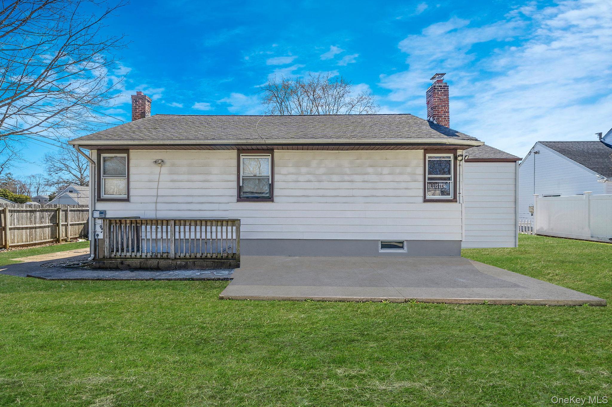 #17 photo, 59 Tippin Drive, Huntington Station , NY 11746