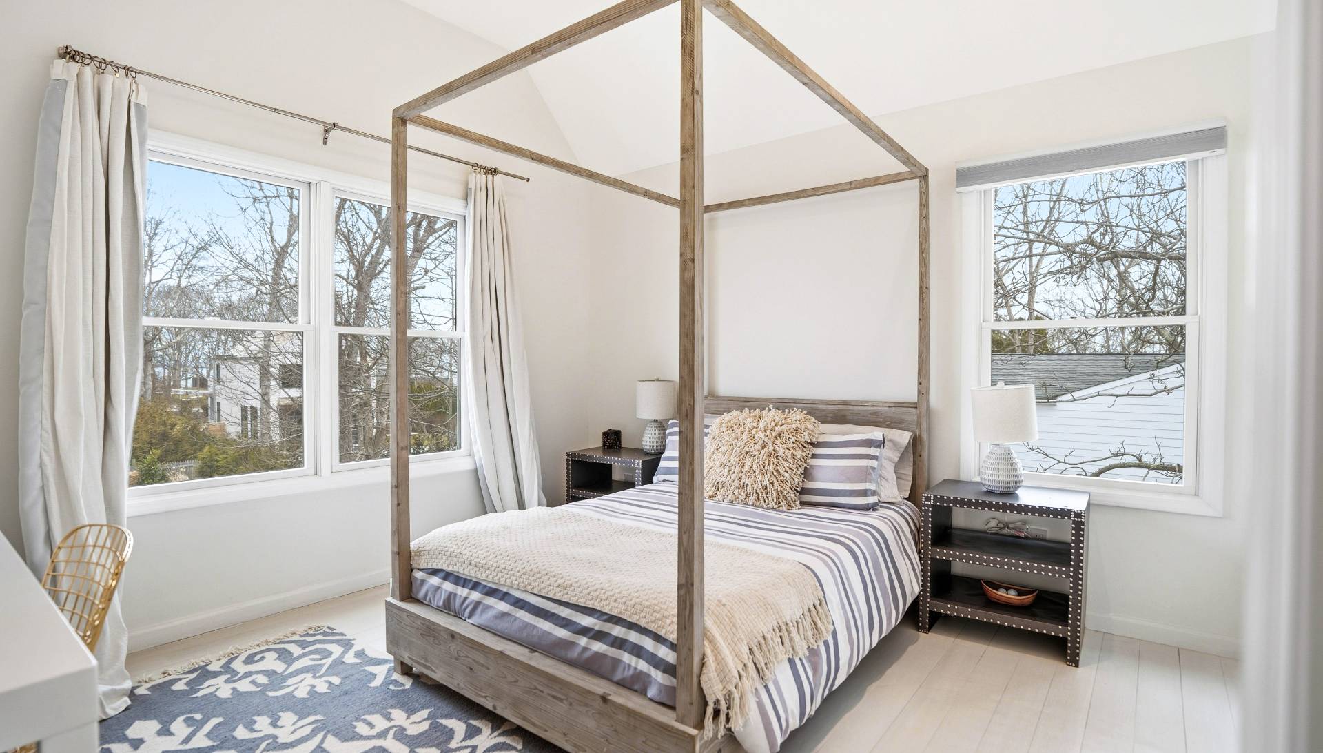 #9 photo, 3 Wilson Pl, সাফোক কাউন্টি Sag Harbor , NY 11963