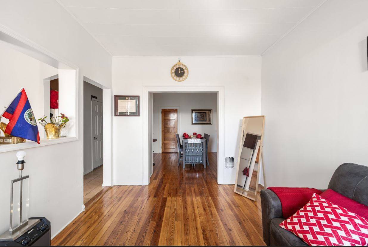 #18 photo, 60-34 69th Ave, কুইন্‌স Ridgewood , NY 11385