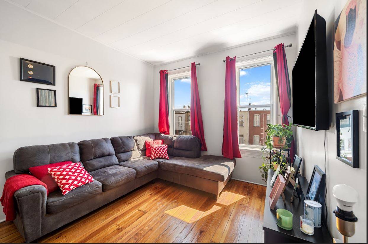 #23 photo, 60-34 69th Ave, কুইন্‌স Ridgewood , NY 11385