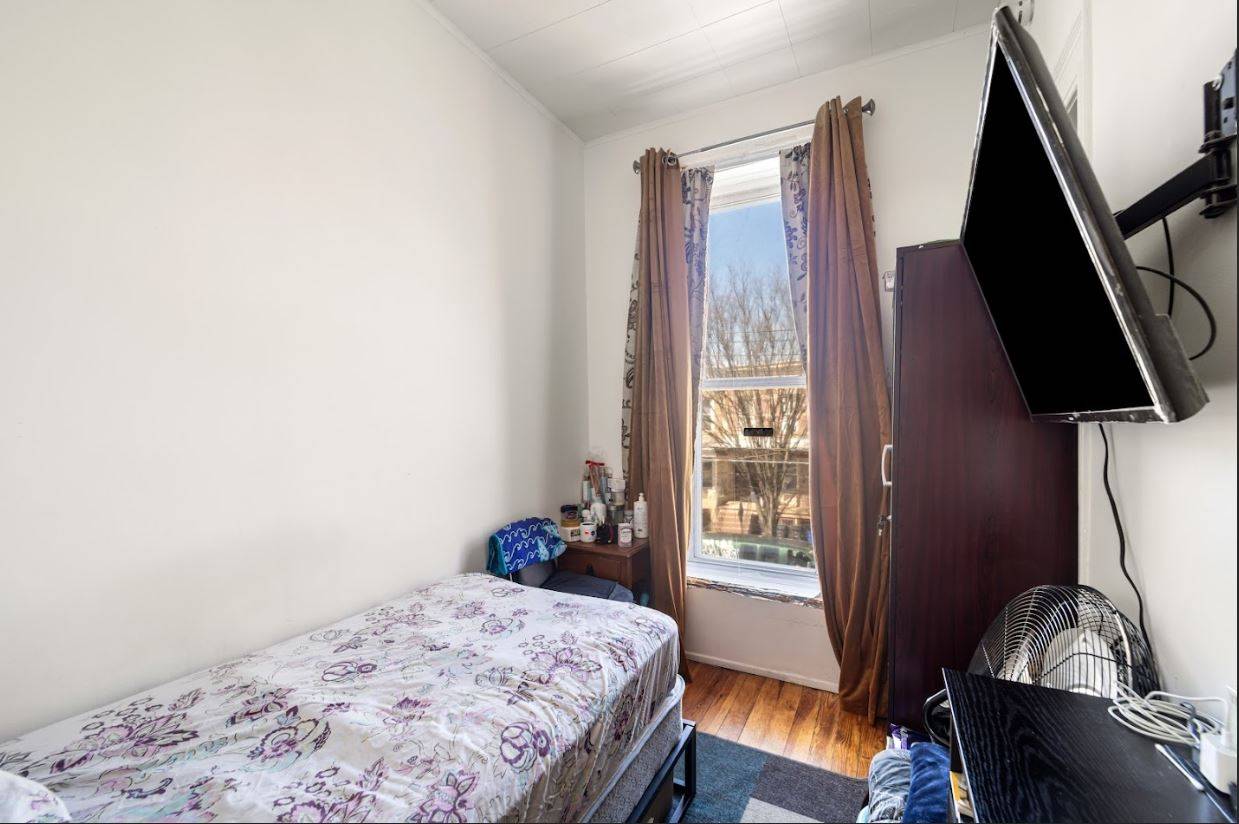 #28 photo, 60-34 69th Ave, কুইন্‌স Ridgewood , NY 11385