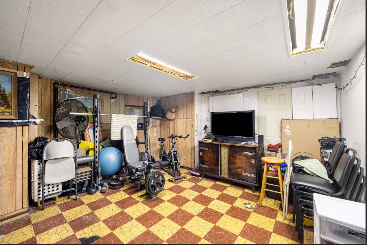 #32 photo, 60-34 69th Ave, কুইন্‌স Ridgewood , NY 11385