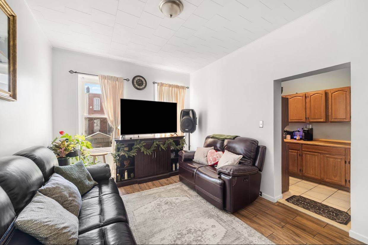 #9 photo, 60-34 69th Ave, কুইন্‌স Ridgewood , NY 11385