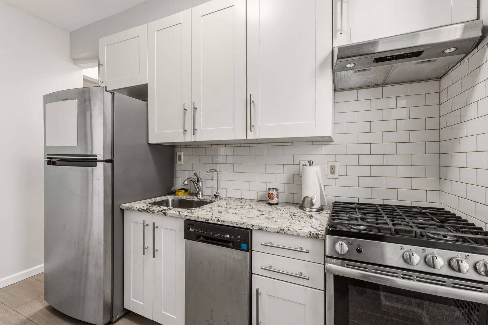 #6 photo, 1053 E 13th Street, #D1, ব্রুকলিন Midwood , NY 11230