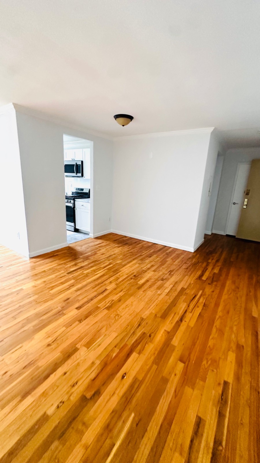 #5 photo, 210 Atlantic Ave, #B3E, নাসাউ কাউন্টি Lynbrook , NY 11563