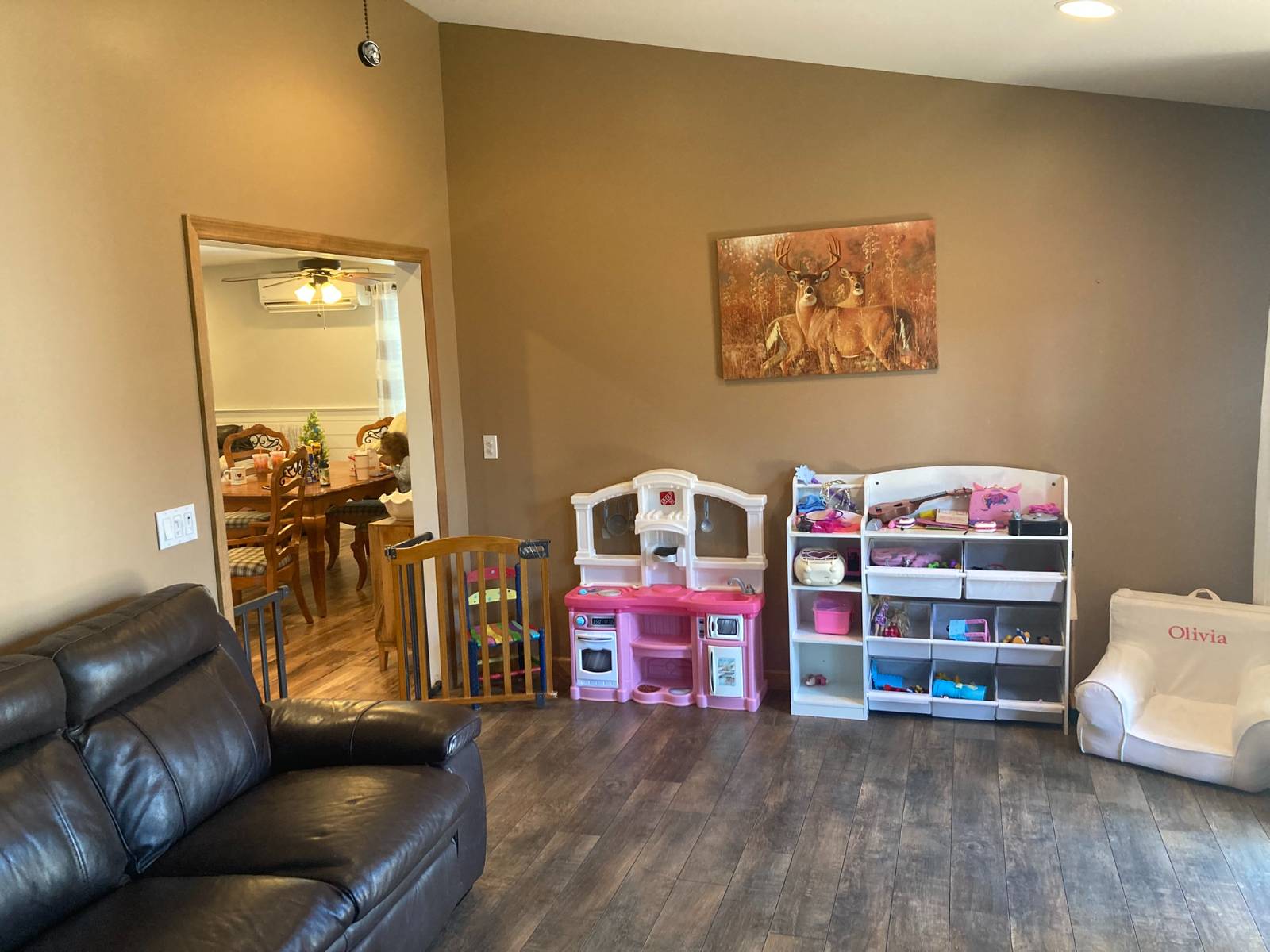 #11 photo, 287 Jamaica Boulevard, नासाउ काउंटी Carle Place , NY 11514