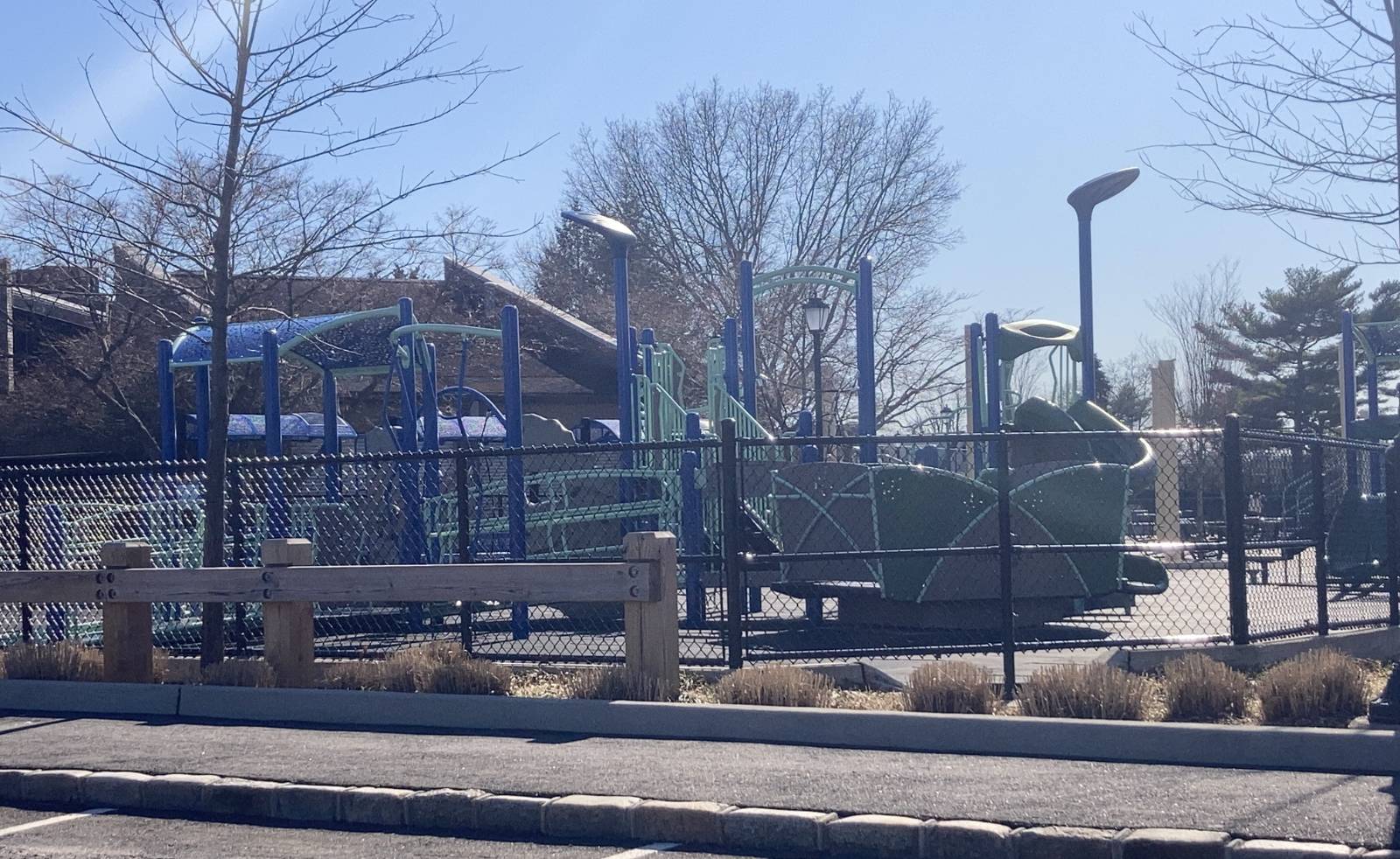 #41 photo, 287 Jamaica Boulevard, नासाउ काउंटी Carle Place , NY 11514