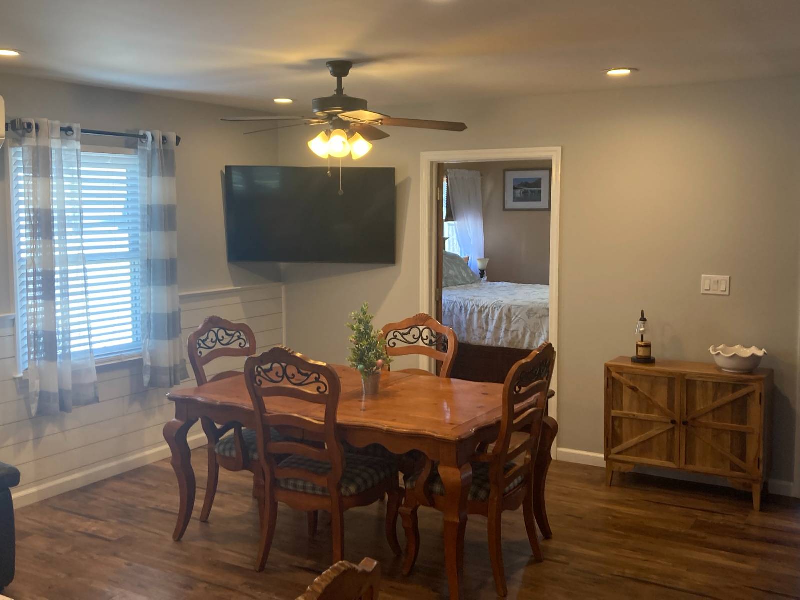 #9 photo, 287 Jamaica Boulevard, नासाउ काउंटी Carle Place , NY 11514