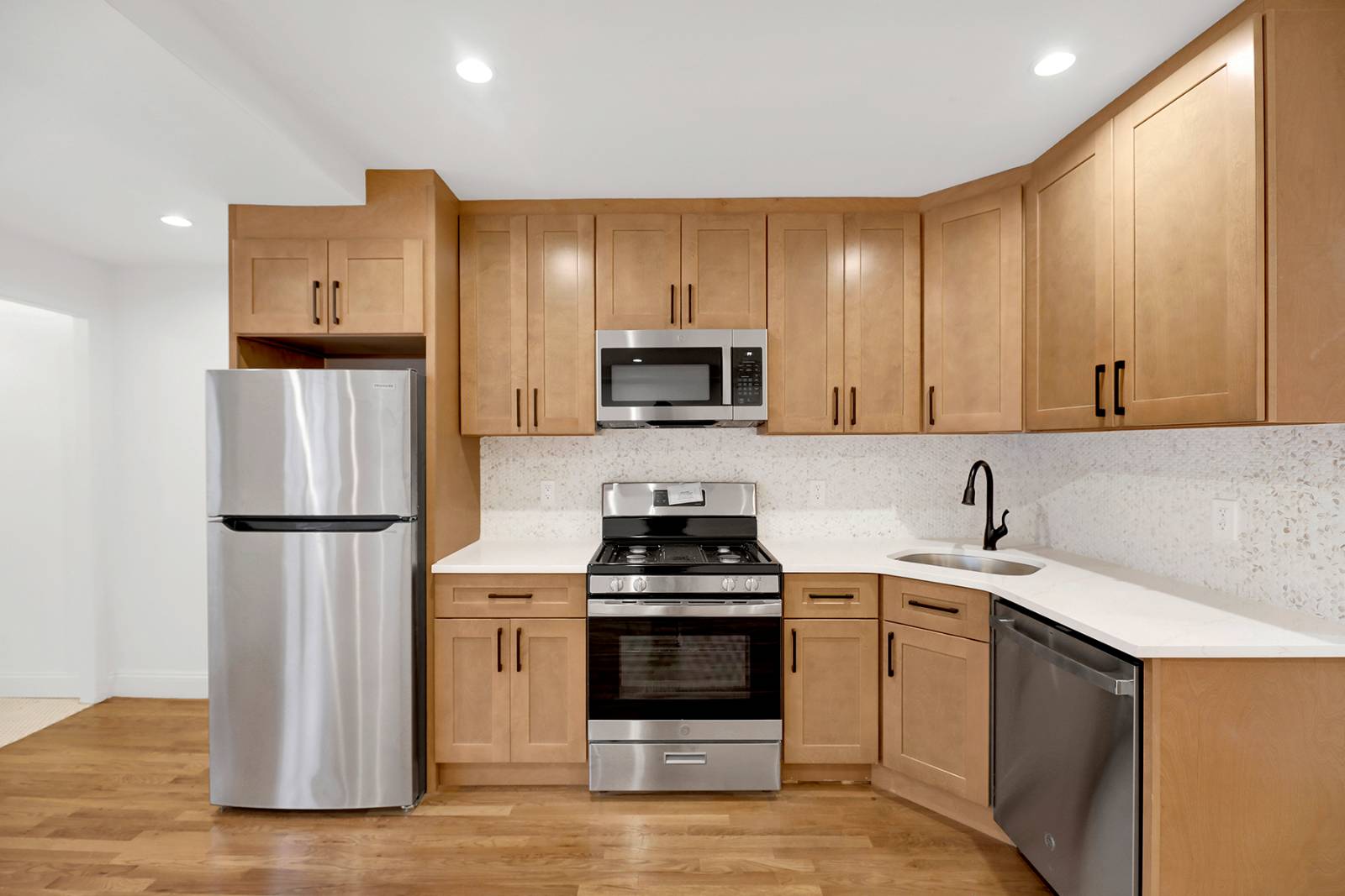 #10 photo, 560 east 80 street, ব্রুকলিন Canarsie , NY 11236