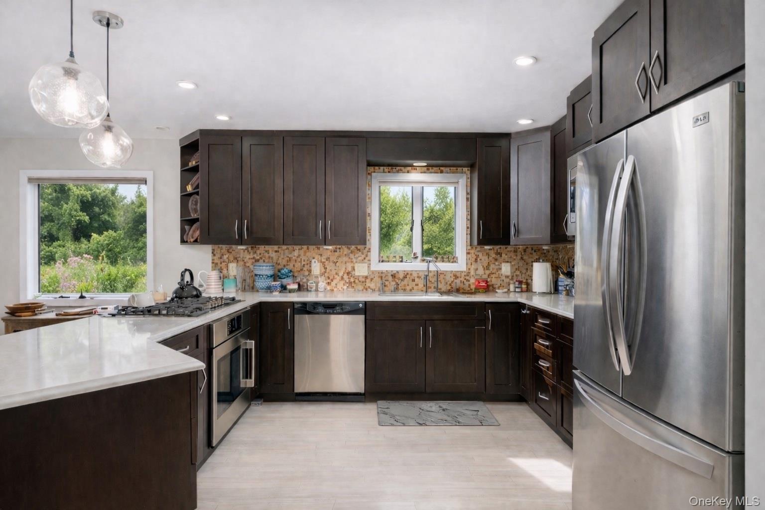 #10 photo, 875 & 785 The Strand, Саффолк ‖ East Marion , NY 11939