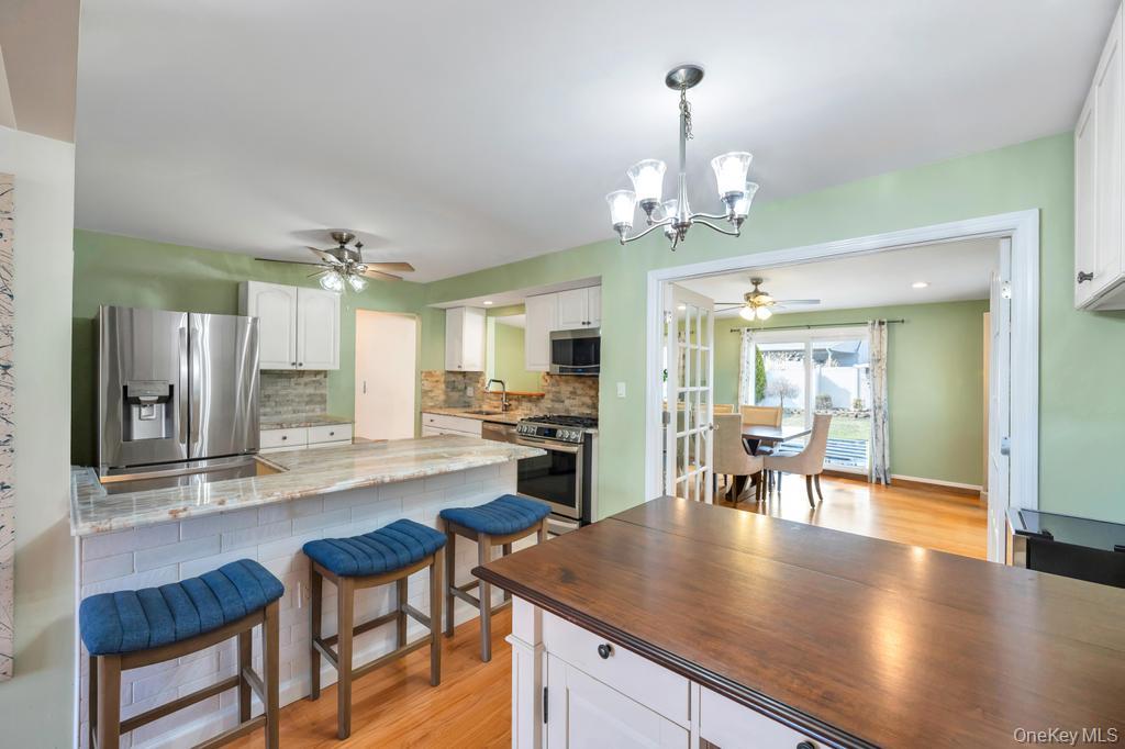 #12 photo, 21 Lowell Drive, 롱 아일랜드 Farmingdale , NY 11735